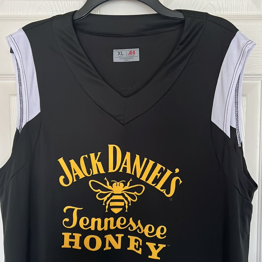 Jack Daniel’s Tennessee Honey Official NBA Jersey Tank Top - Mens Size XL. NEW!! - Picture 2 of 6